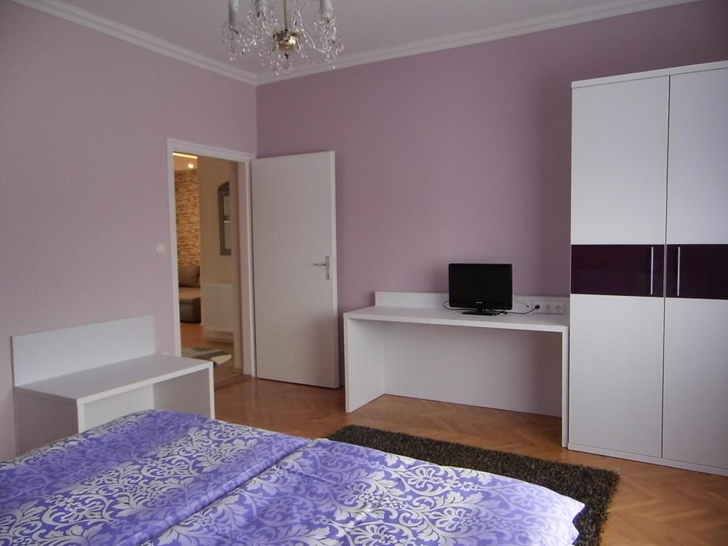 Alfa Apartman Sárvár 客房 照片